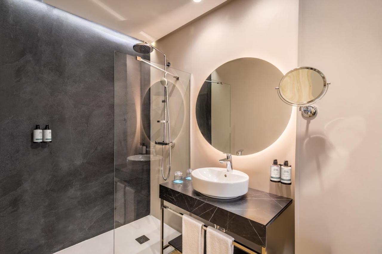 Standard Double or Twin Room,1023287281:JPEG